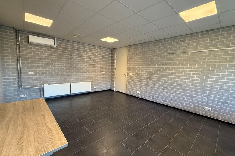 BedrijfsruimteaanFriezenweg 18 A<br/> inOss