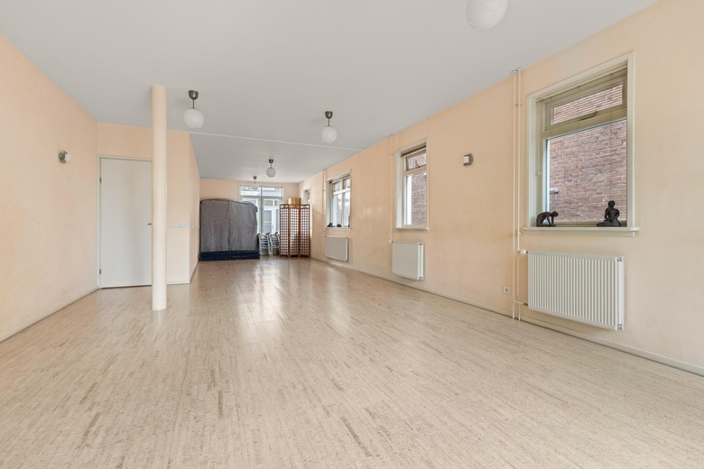 KantoorruimteaanVan der Helllaan 20<br/> inArnhem KantoorruimteaanVan der Helllaan 20<br/> inArnhem