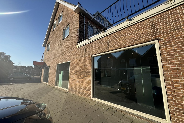 WinkelruimteaanBurgemeester van Baarstraat 34<br/> inVolendam WinkelruimteaanBurgemeester van Baarstraat 34<br/> inVolendam