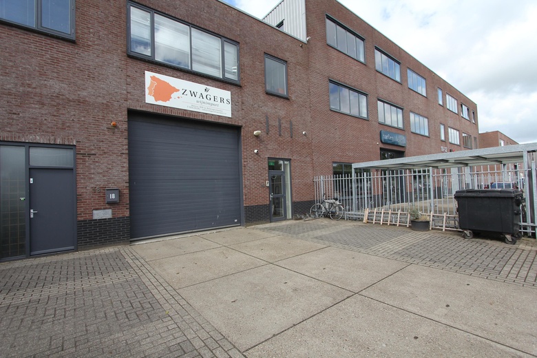 Bekijk foto 1 van Tingietersweg 18 Bekijk foto 1 van Tingietersweg 18