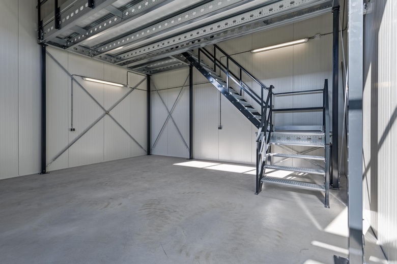 BedrijfsruimteaanHoltmede 13 d<br/> inZutphen