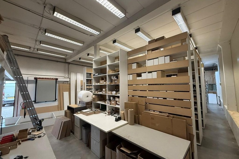 BedrijfsruimteaanPapaverweg 29 A<br/> inAmsterdam
