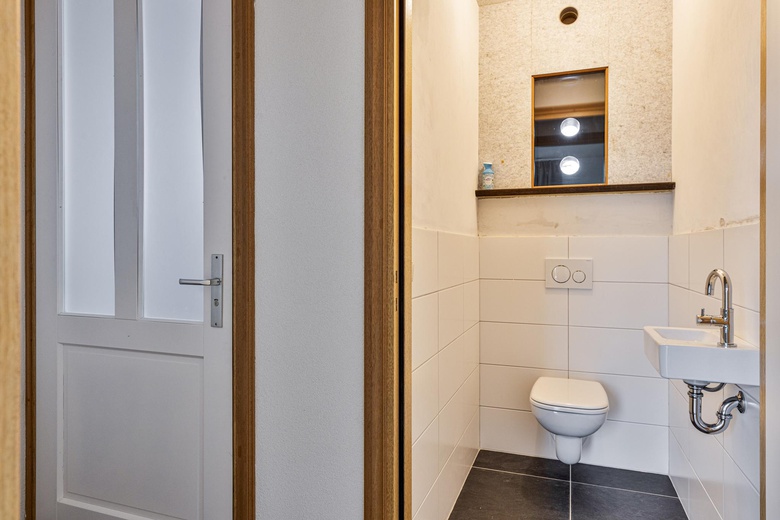 KantoorruimteaanZuivelweg 2 C<br/> inLeunen KantoorruimteaanZuivelweg 2 C<br/> inLeunen