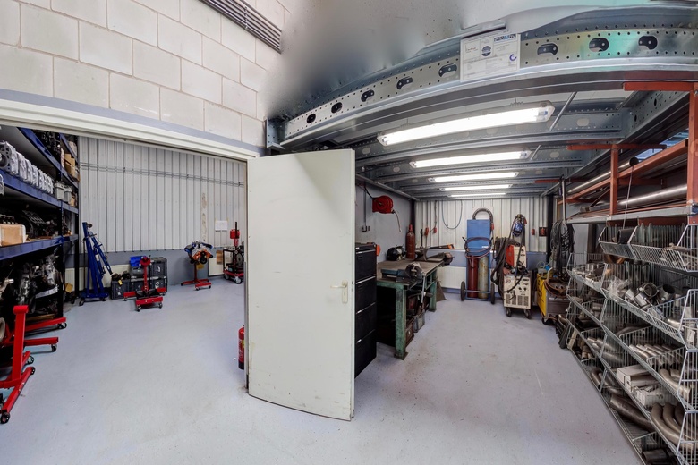 BedrijfsruimteaanFokkerstraat 475<br/> inSchiedam BedrijfsruimteaanFokkerstraat 475<br/> inSchiedam