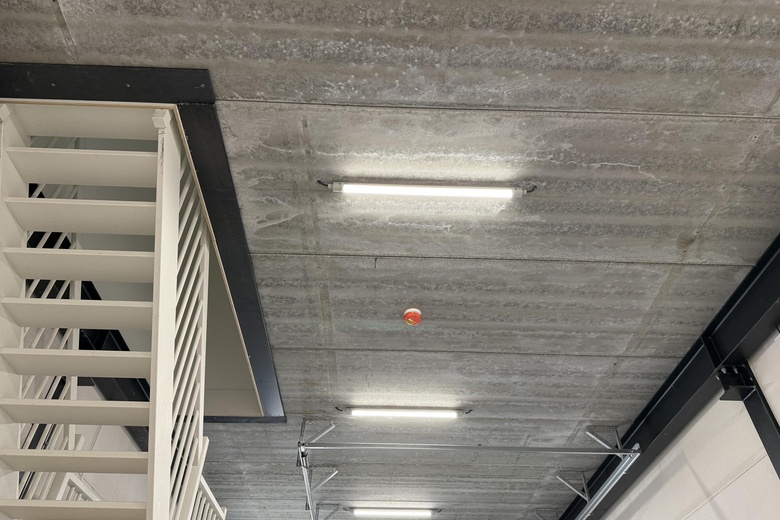 BedrijfsruimteaanReedijk 8 F 28<br/> inHeinenoord