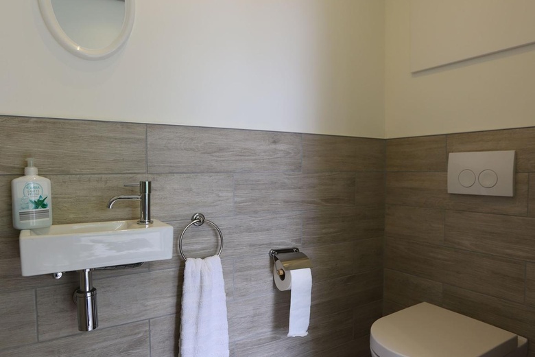 BedrijfsruimteaanHunnenpad 4<br/> inOss BedrijfsruimteaanHunnenpad 4<br/> inOss