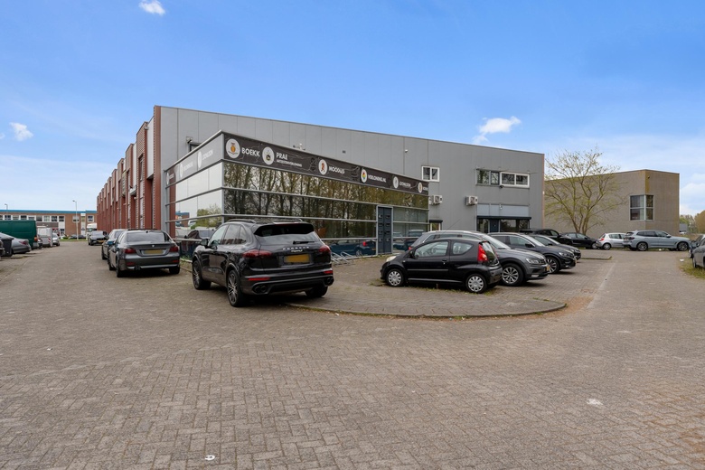 Bekijk foto 1 van Kiotoweg 157