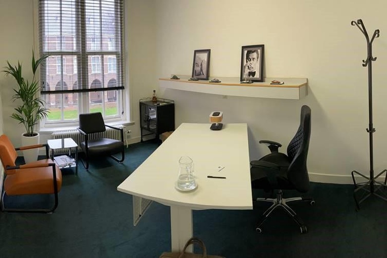 KantoorruimteaanHofstraat 8<br/> inHoeven