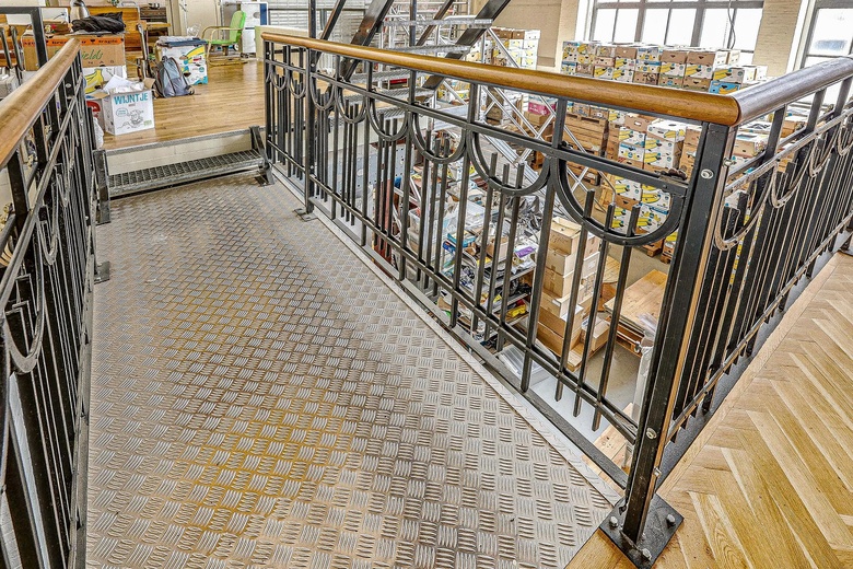 BedrijfsruimteaanIndustriestraat 22 F<br/> inIJmuiden BedrijfsruimteaanIndustriestraat 22 F<br/> inIJmuiden