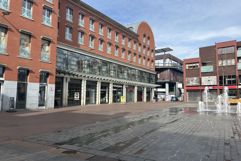 WinkelruimteaanStatenplein 125<br/> inDordrecht WinkelruimteaanStatenplein 125<br/> inDordrecht