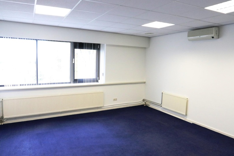 KantoorruimteaanMarconistraat 21<br/> inTiel KantoorruimteaanMarconistraat 21<br/> inTiel