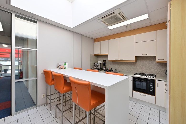 KantoorruimteaanHavenstraat 305<br/> inHuizen KantoorruimteaanHavenstraat 305<br/> inHuizen