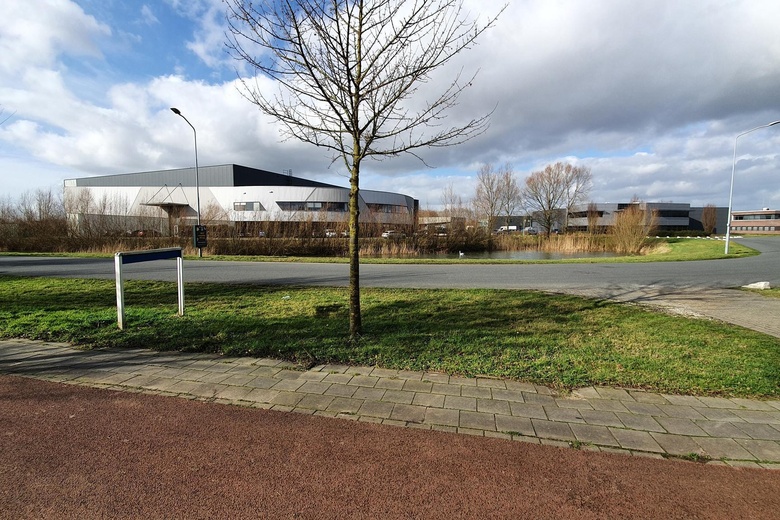 BedrijfsruimteaanZonnehorst 16<br/> inZutphen BedrijfsruimteaanZonnehorst 16<br/> inZutphen