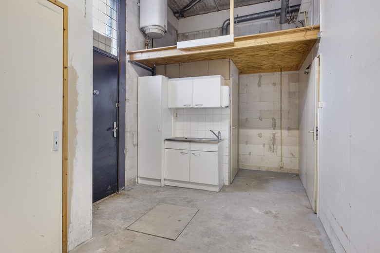 WinkelruimteaanWinkelcentrum De Schoof 44<br/> inHendrik-Ido-Ambacht