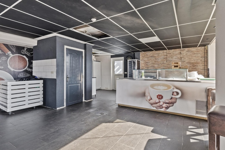 WinkelruimteaanOotmarsumsestraat 421<br/> inAlmelo