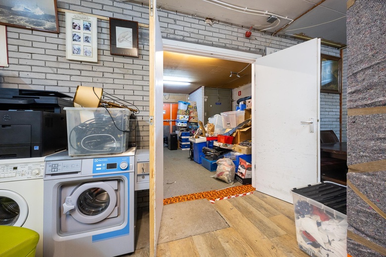 WinkelruimteaanDorpsstraat 38 C<br/> inNoordwijkerhout WinkelruimteaanDorpsstraat 38 C<br/> inNoordwijkerhout