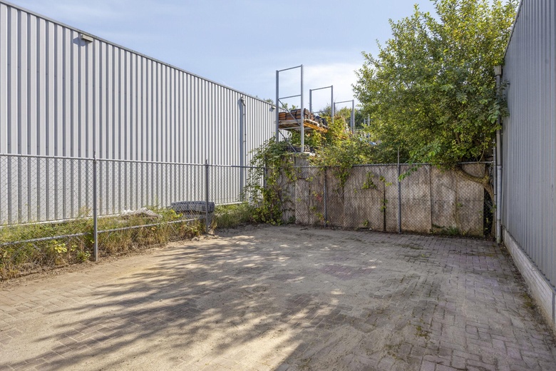 BedrijfsruimteaanLage Weide 25<br/> inWarnsveld BedrijfsruimteaanLage Weide 25<br/> inWarnsveld
