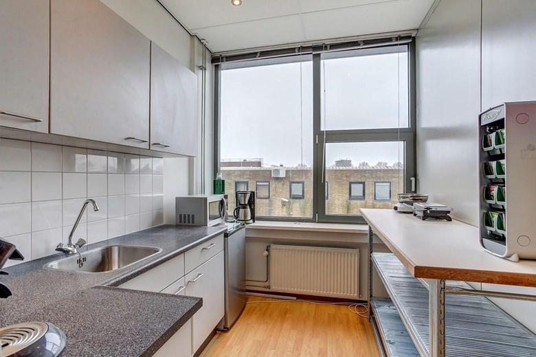 WinkelruimteaanBellstraat 2 D<br/> inVlaardingen WinkelruimteaanBellstraat 2 D<br/> inVlaardingen