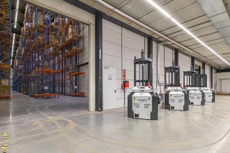 BedrijfsruimteaanDe Loetenweg 2<br/> inAmstelveen BedrijfsruimteaanDe Loetenweg 2<br/> inAmstelveen
