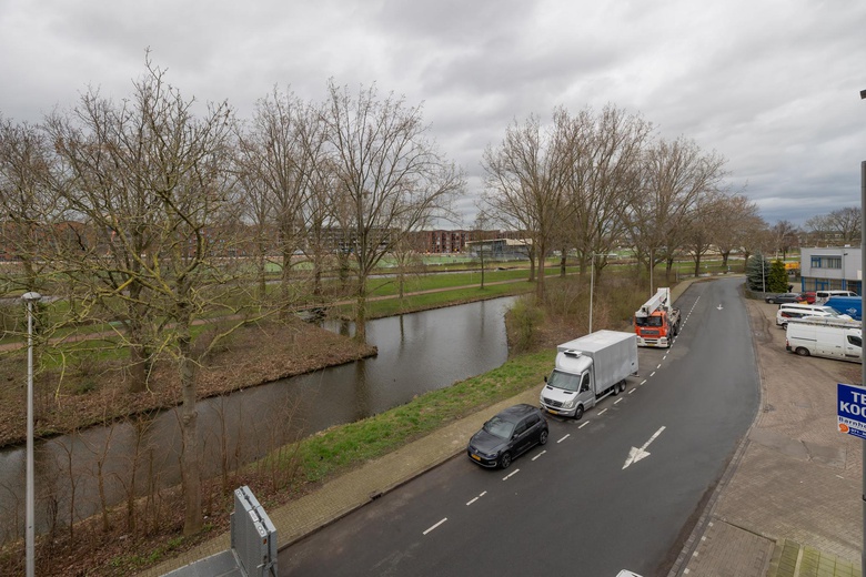 BedrijfsruimteaanProduktieweg 44<br/> inZoeterwoude BedrijfsruimteaanProduktieweg 44<br/> inZoeterwoude