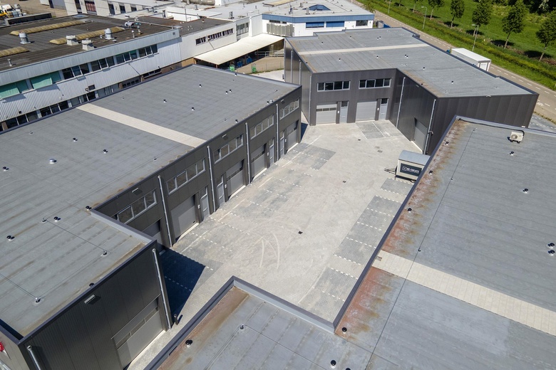 BedrijfsruimteaanLatensteinse Middenweg 31<br/> inTiel