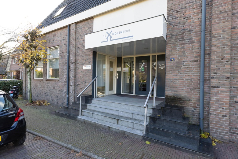 KantoorruimteaanHellingstraat 22<br/> inHuizen
