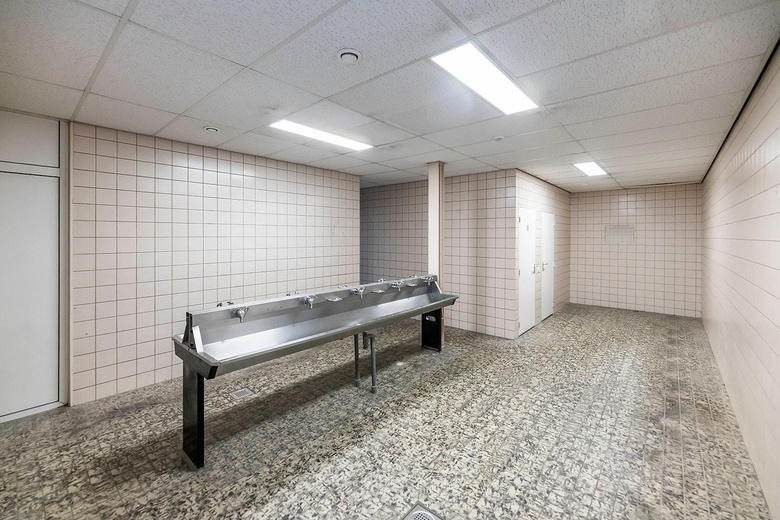 BedrijfsruimteaanIndustriestraat 10<br/> inHardinxveld-Giessendam BedrijfsruimteaanIndustriestraat 10<br/> inHardinxveld-Giessendam
