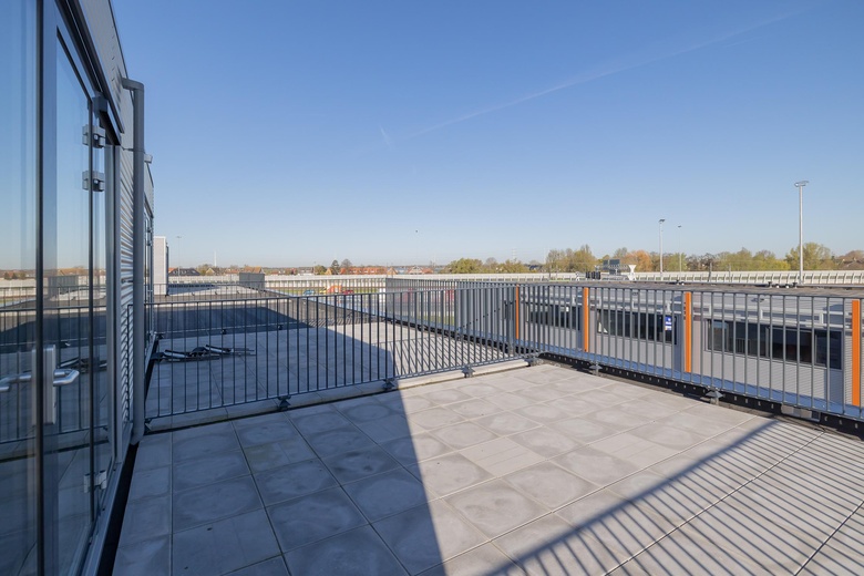 BedrijfsruimteaanCilinderweg 75<br/> inRoelofarendsveen