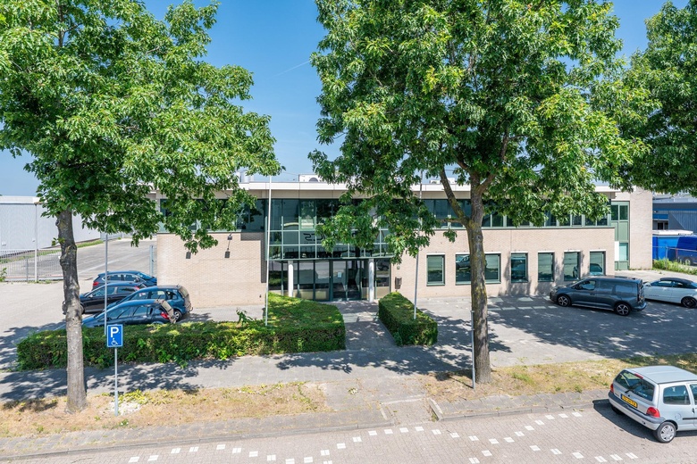 BedrijfsruimteaanDillenburgstraat 22<br/> inEindhoven BedrijfsruimteaanDillenburgstraat 22<br/> inEindhoven