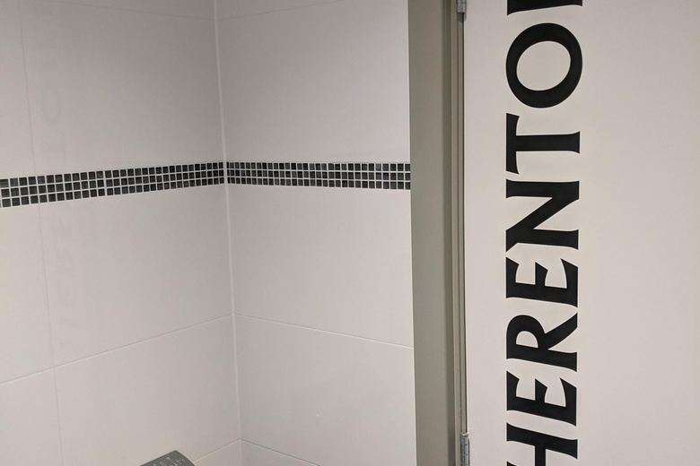 BedrijfsruimteaanKerkweg 221<br/> inHeemskerk BedrijfsruimteaanKerkweg 221<br/> inHeemskerk