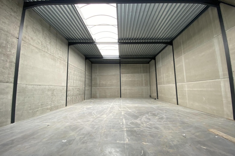 BedrijfsruimteaanMarconiweg 28<br/> inTholen BedrijfsruimteaanMarconiweg 28<br/> inTholen