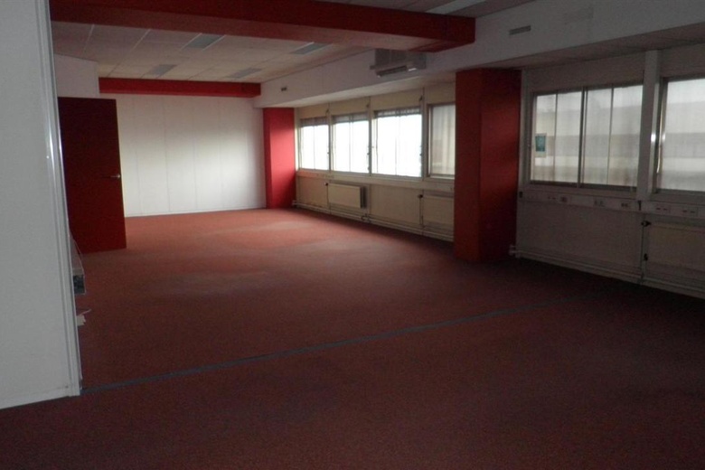 KantoorruimteaanDe Brauwweg 52<br/> inSchiedam KantoorruimteaanDe Brauwweg 52<br/> inSchiedam