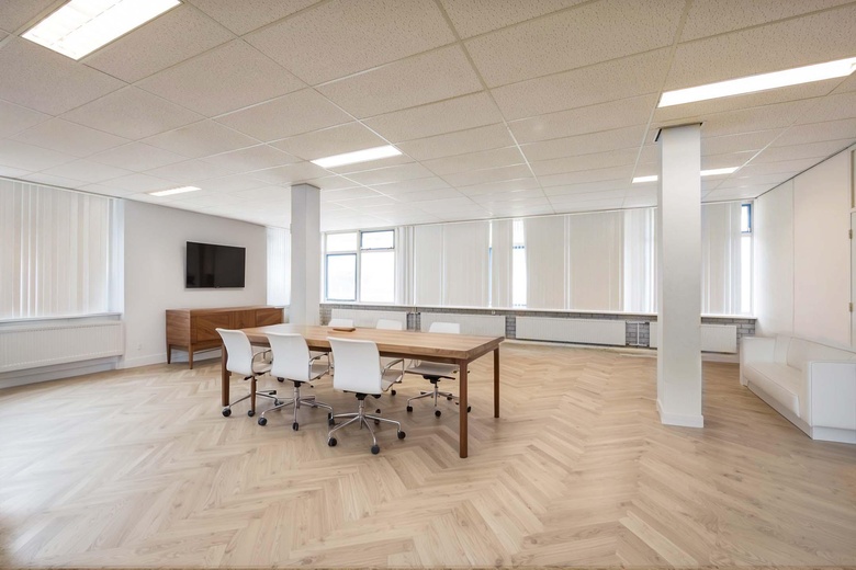 BedrijfsruimteaanAlgolweg 12<br/> inAmersfoort