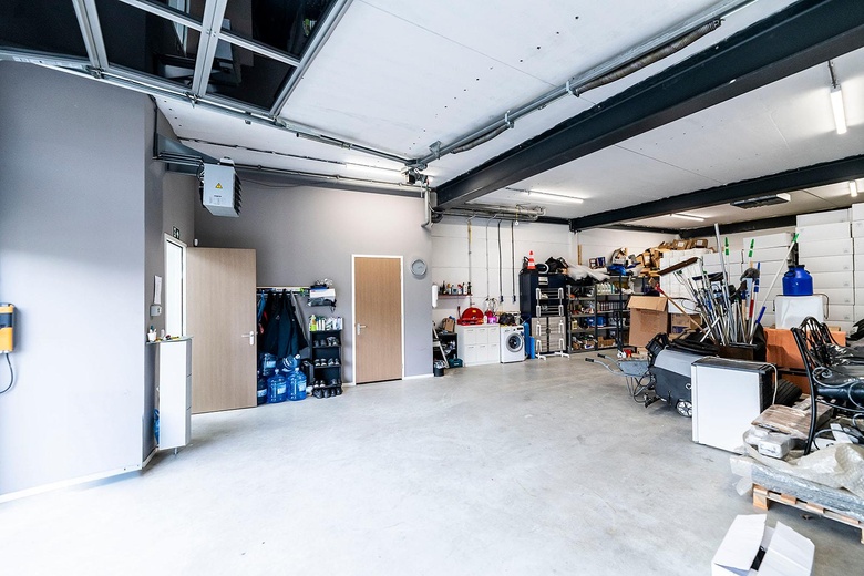 BedrijfsruimteaanVan Coulsterweg 1 b<br/> inAlblasserdam