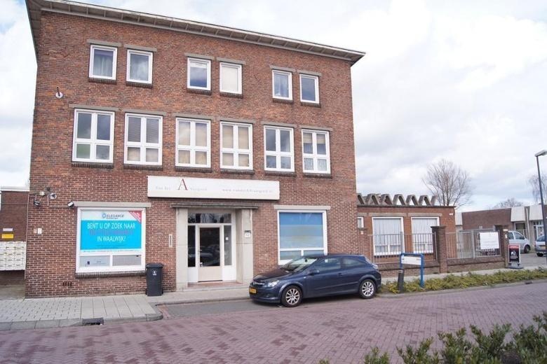 Bekijk foto Bedrijfsruimte aan de Eerste Zeine 126 c in Waalwijk Bekijk foto Bedrijfsruimte aan de Eerste Zeine 126 c in Waalwijk
