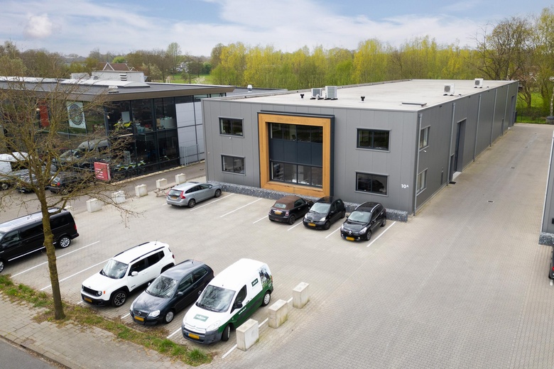 BedrijfsruimteaanNijverheidsstraat 10 a<br/> inEibergen