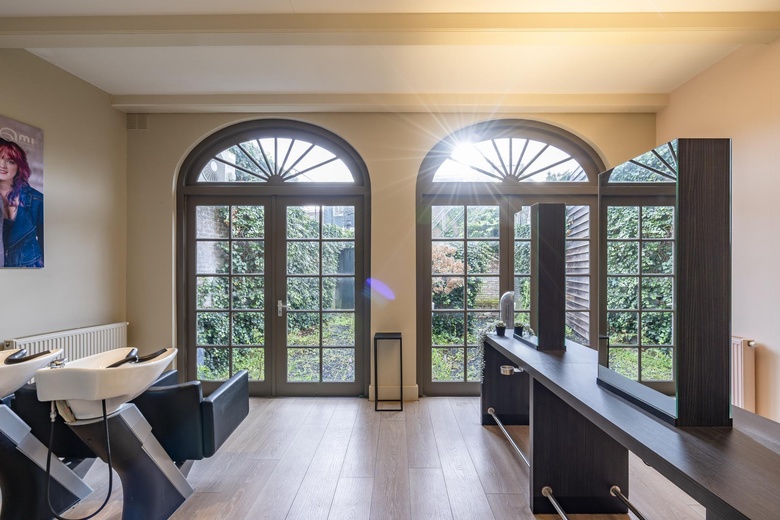WinkelruimteaanVeerstraat 13<br/> inBussum WinkelruimteaanVeerstraat 13<br/> inBussum