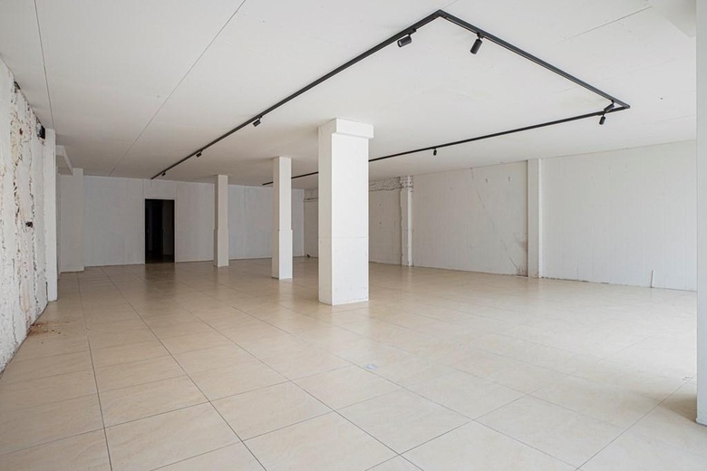WinkelruimteaanVoorstraat 21<br/> inWoerden WinkelruimteaanVoorstraat 21<br/> inWoerden