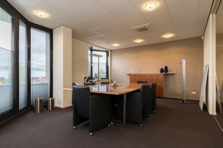 BedrijfsruimteaanVeldweg 14<br/> inHerkenbosch BedrijfsruimteaanVeldweg 14<br/> inHerkenbosch