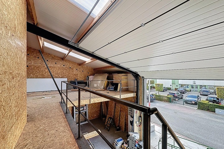 BedrijfsruimteaanAmbachtsweg 1 a<br/> inEede