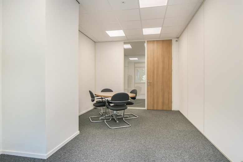 KantoorruimteaanHuis ter Heideweg 24 - 28<br/> inZeist