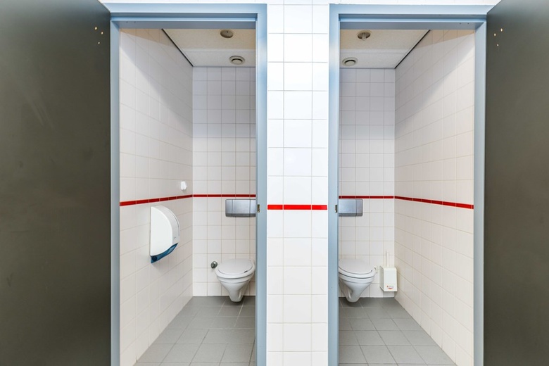 KantoorruimteaanInnsbruckweg 90<br/> inRotterdam KantoorruimteaanInnsbruckweg 90<br/> inRotterdam