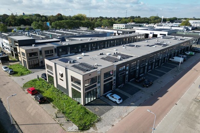 Bekijk foto 2 van Lelystraat 60 b