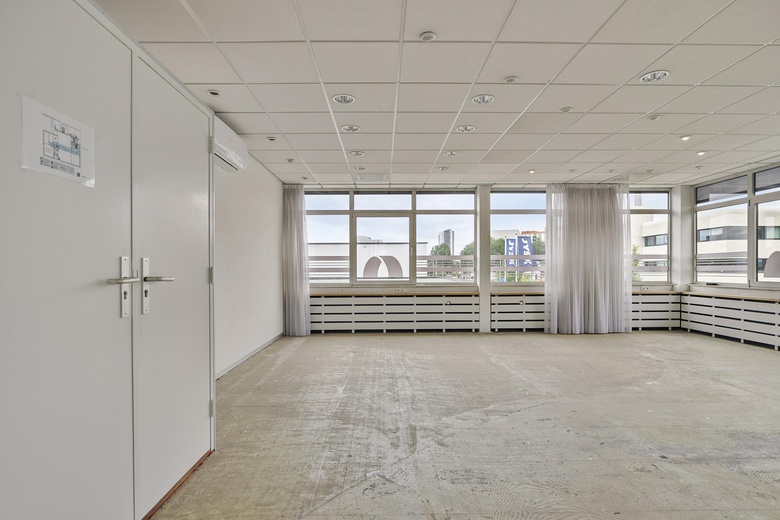 KantoorruimteaanSchinkelse Baan 1<br/> inCapelle aan den IJssel KantoorruimteaanSchinkelse Baan 1<br/> inCapelle aan den IJssel