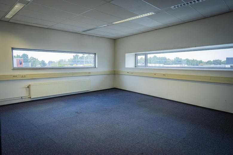 BedrijfsruimteaanFischerpad 106<br/> inSittard