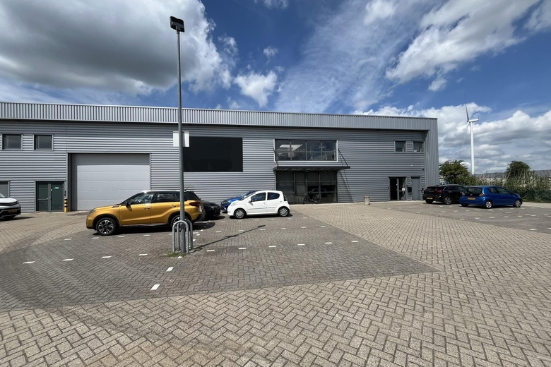 BedrijfsruimteaanRietveldenweg 55 B<br/> inDen Bosch BedrijfsruimteaanRietveldenweg 55 B<br/> inDen Bosch