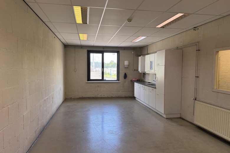 Bedrijfsruimte Roosendaal - Wijnkorenstraat 17 - Foto 15