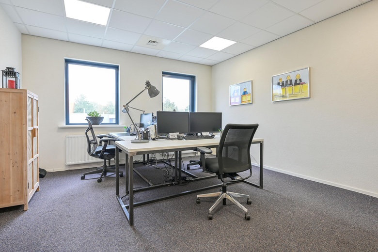 KantoorruimteaanHoge Eng-West 27 A<br/> inPutten