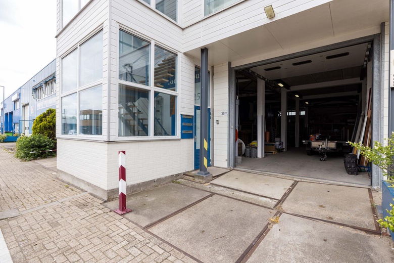BedrijfsruimteaanGantelstraat 25<br/> inRotterdam BedrijfsruimteaanGantelstraat 25<br/> inRotterdam