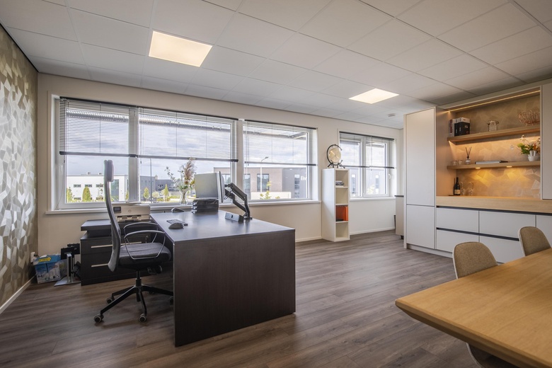 BedrijfsruimteaanIndustrieweg 6 b<br/> inElst BedrijfsruimteaanIndustrieweg 6 b<br/> inElst